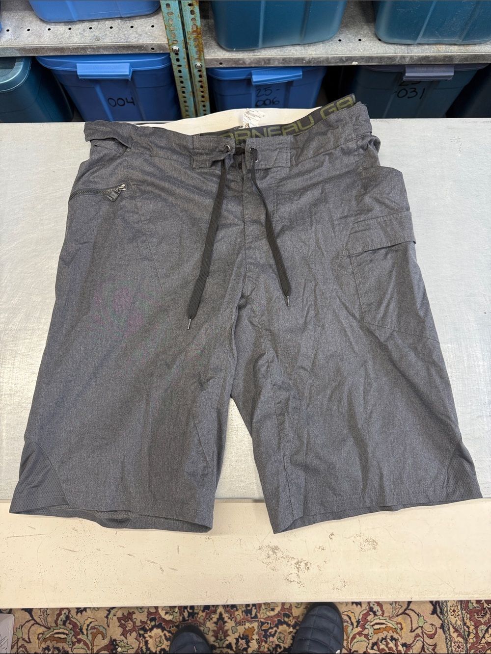 Men's Performance Cargo Bicycle Shorts in Charcoal Gray